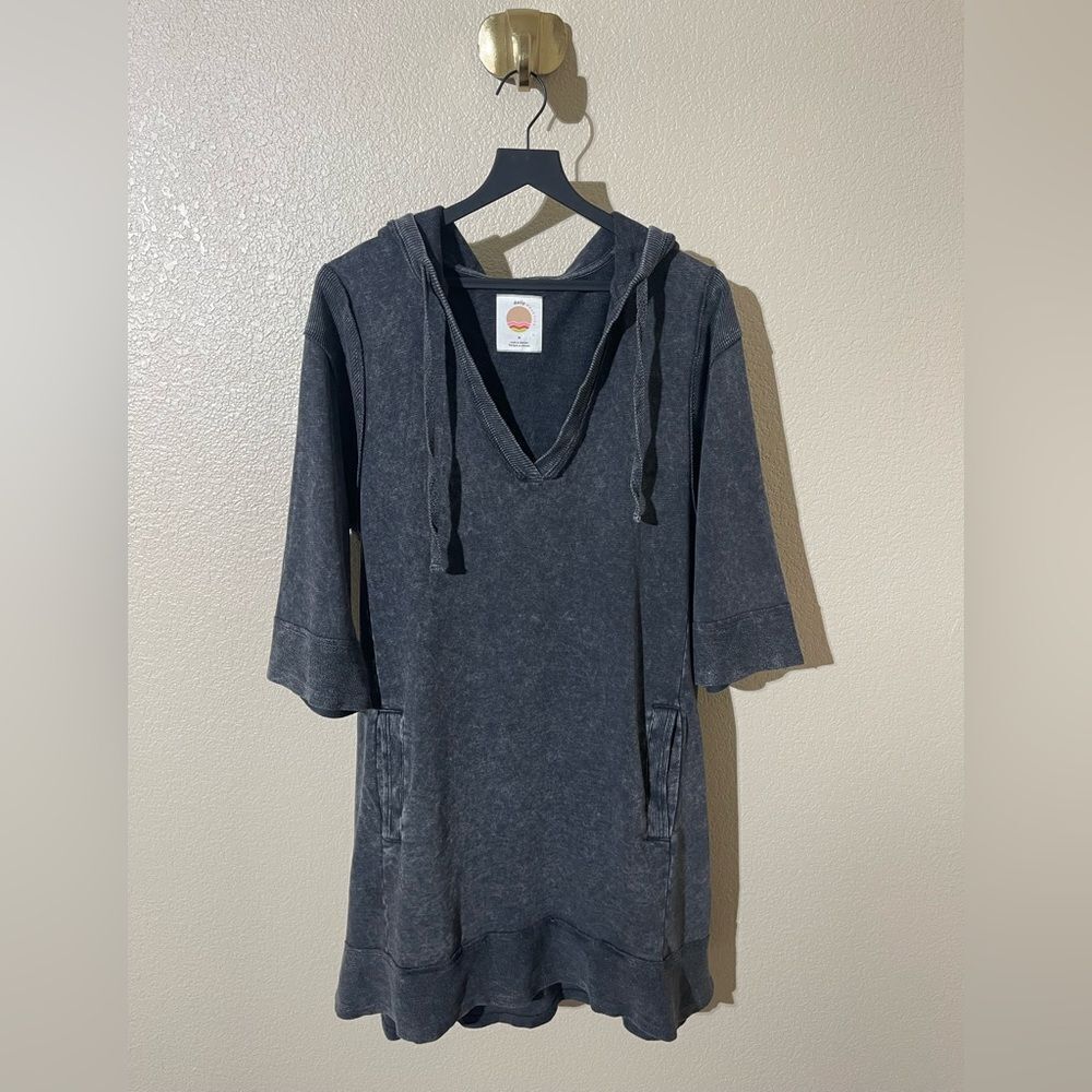 Sold  - Picture 3 of 8